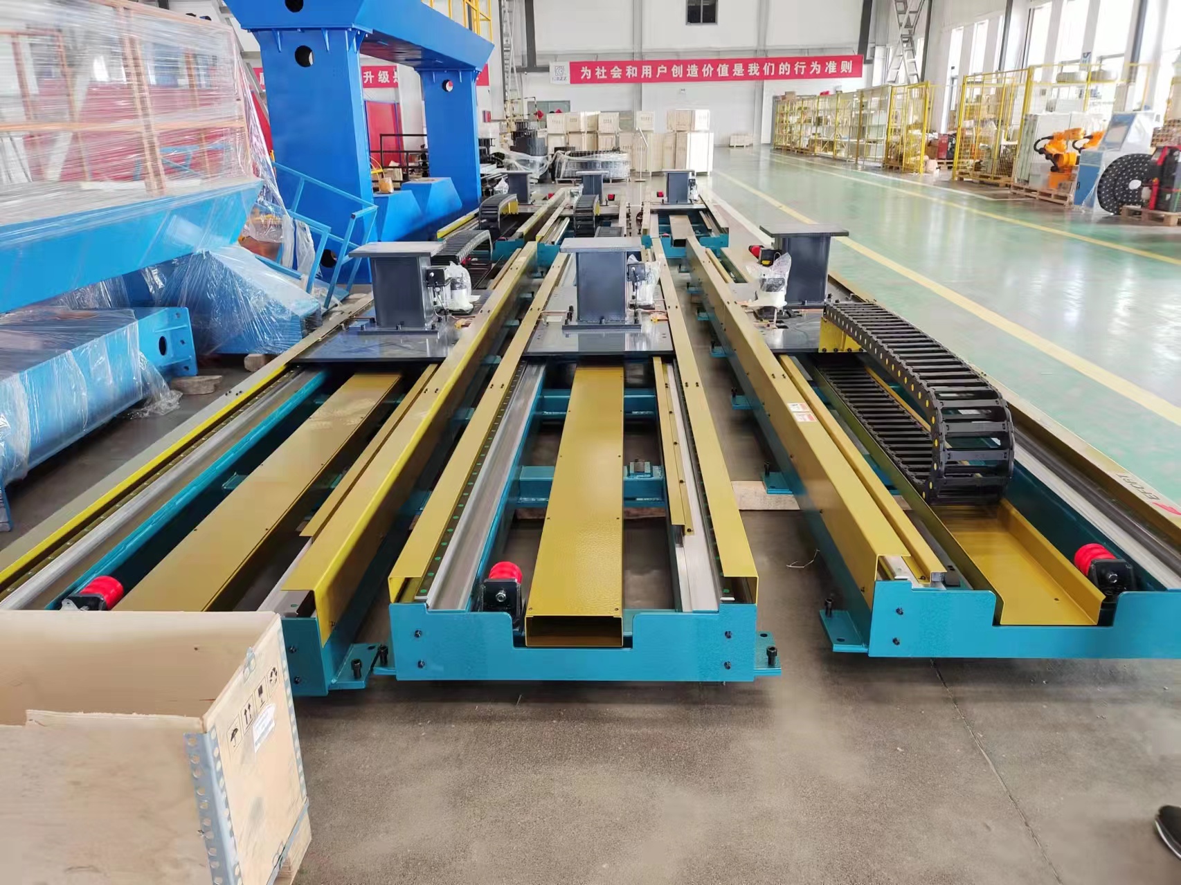 為什么要給機器人配上腿走路-機器人地軌